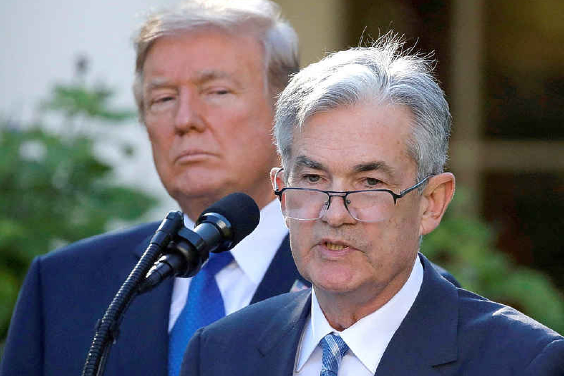 Trump says he will not  try to replace Fed chief